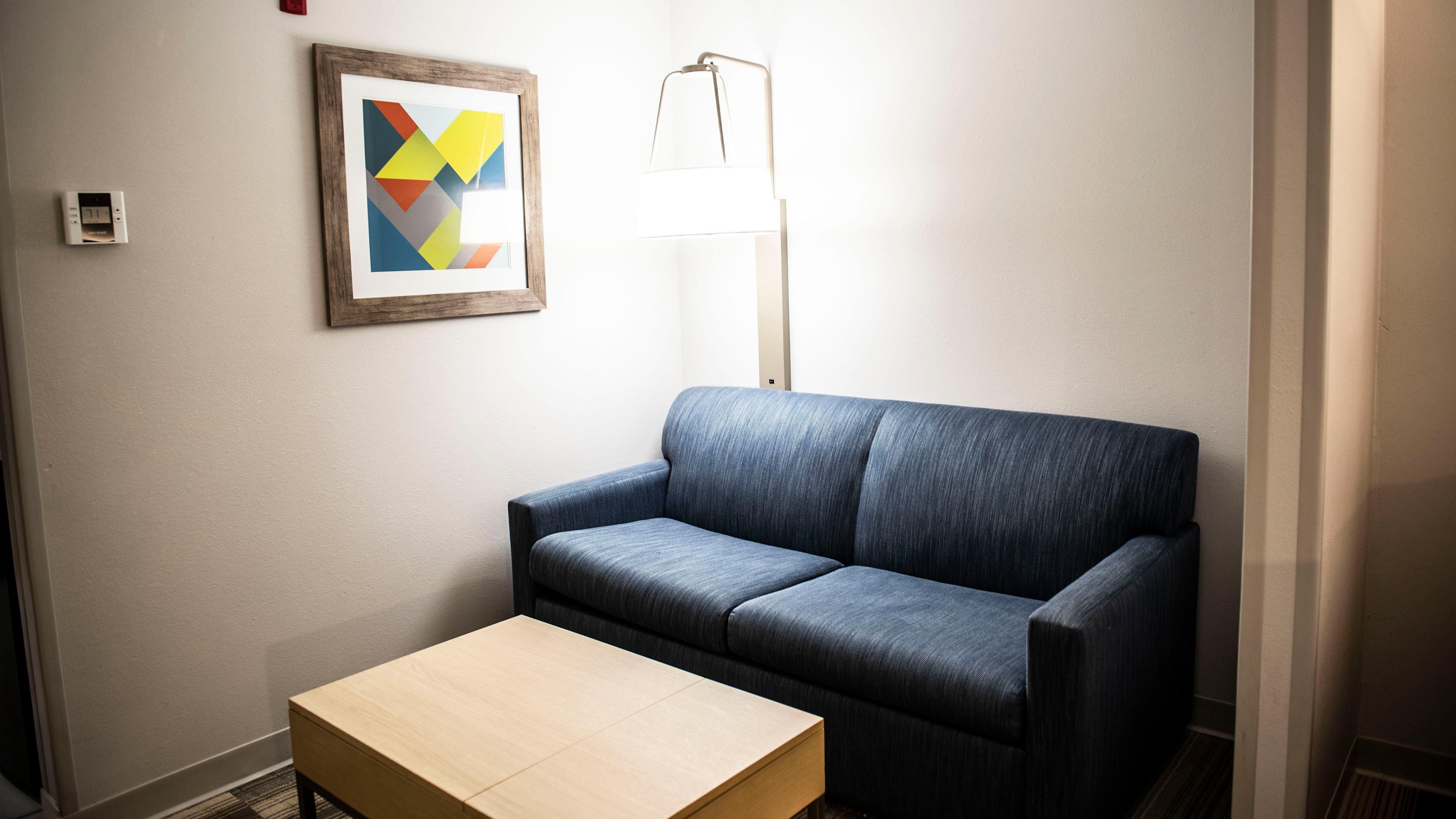 Holiday Inn Express Hotel & Suites Sedalia By Ihg Екстериор снимка