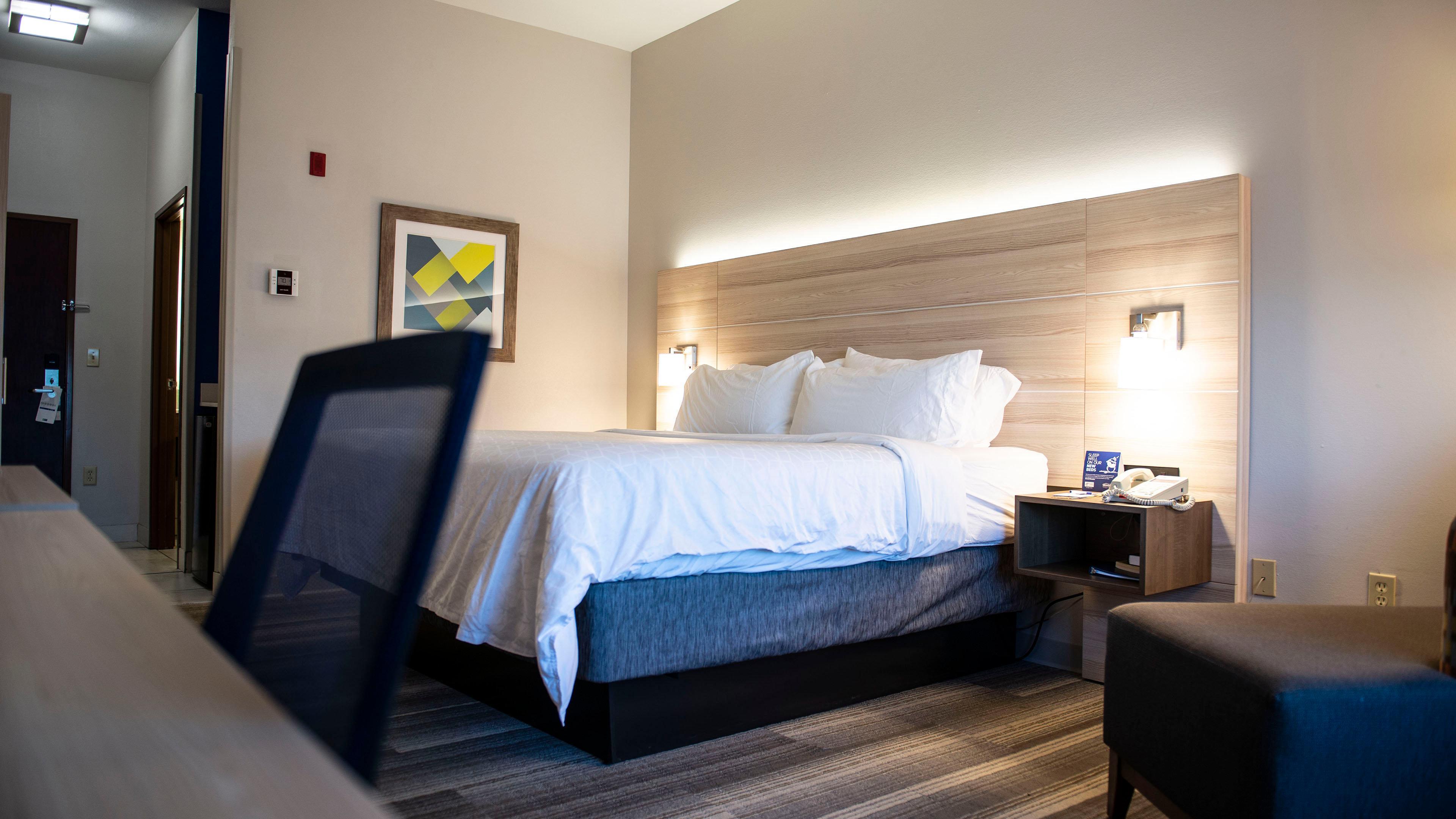 Holiday Inn Express Hotel & Suites Sedalia By Ihg Екстериор снимка