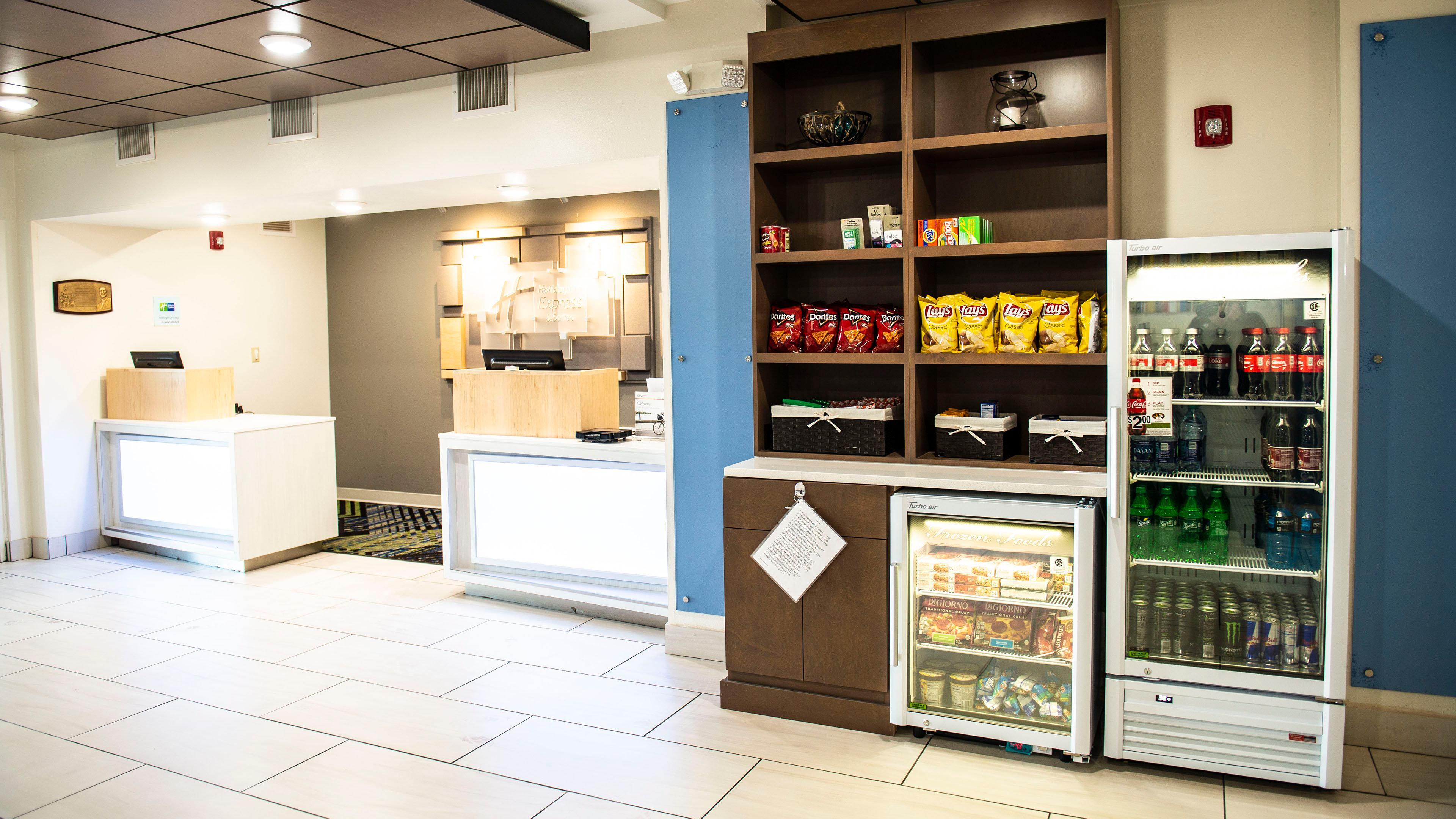 Holiday Inn Express Hotel & Suites Sedalia By Ihg Екстериор снимка