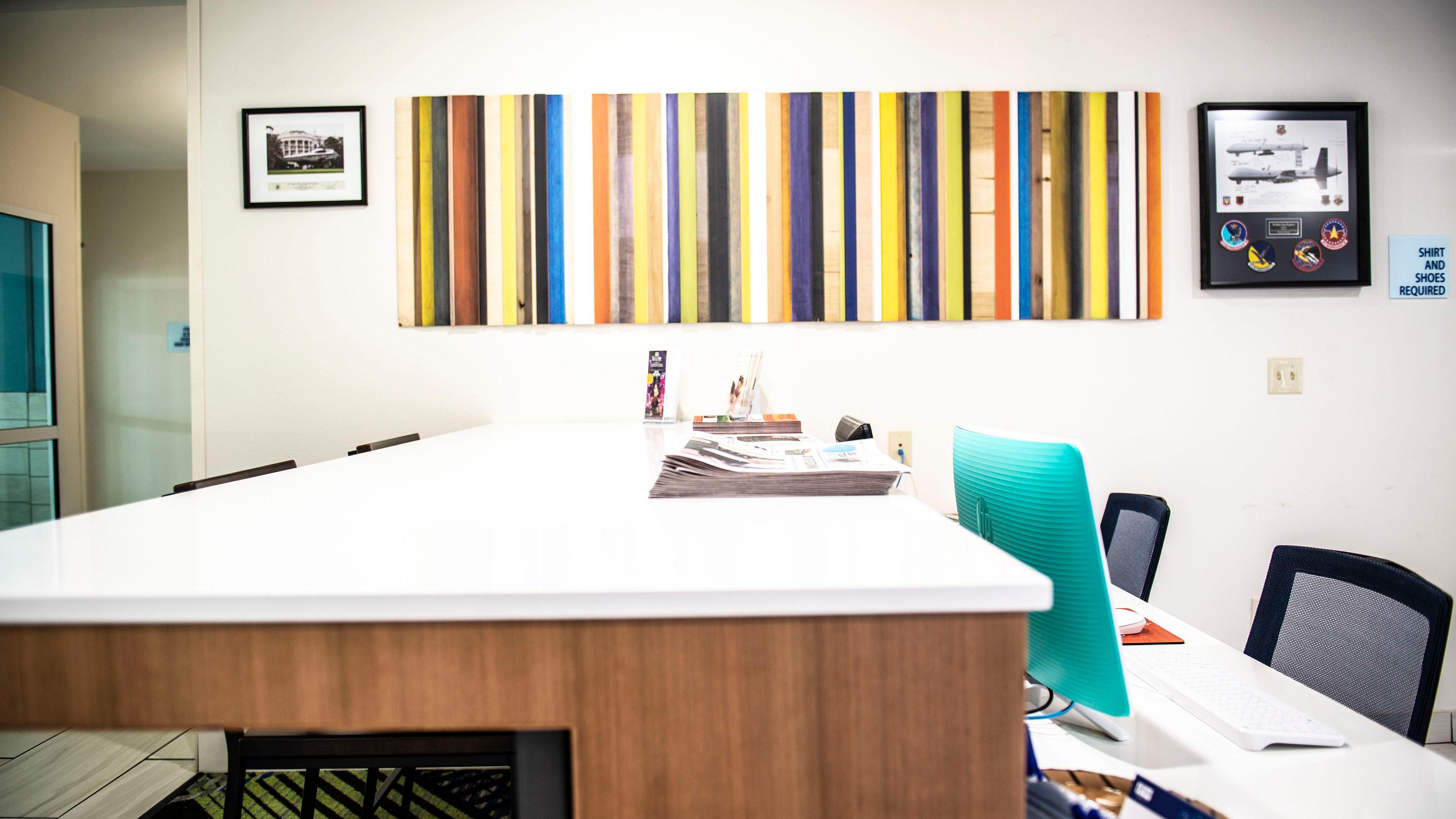 Holiday Inn Express Hotel & Suites Sedalia By Ihg Екстериор снимка