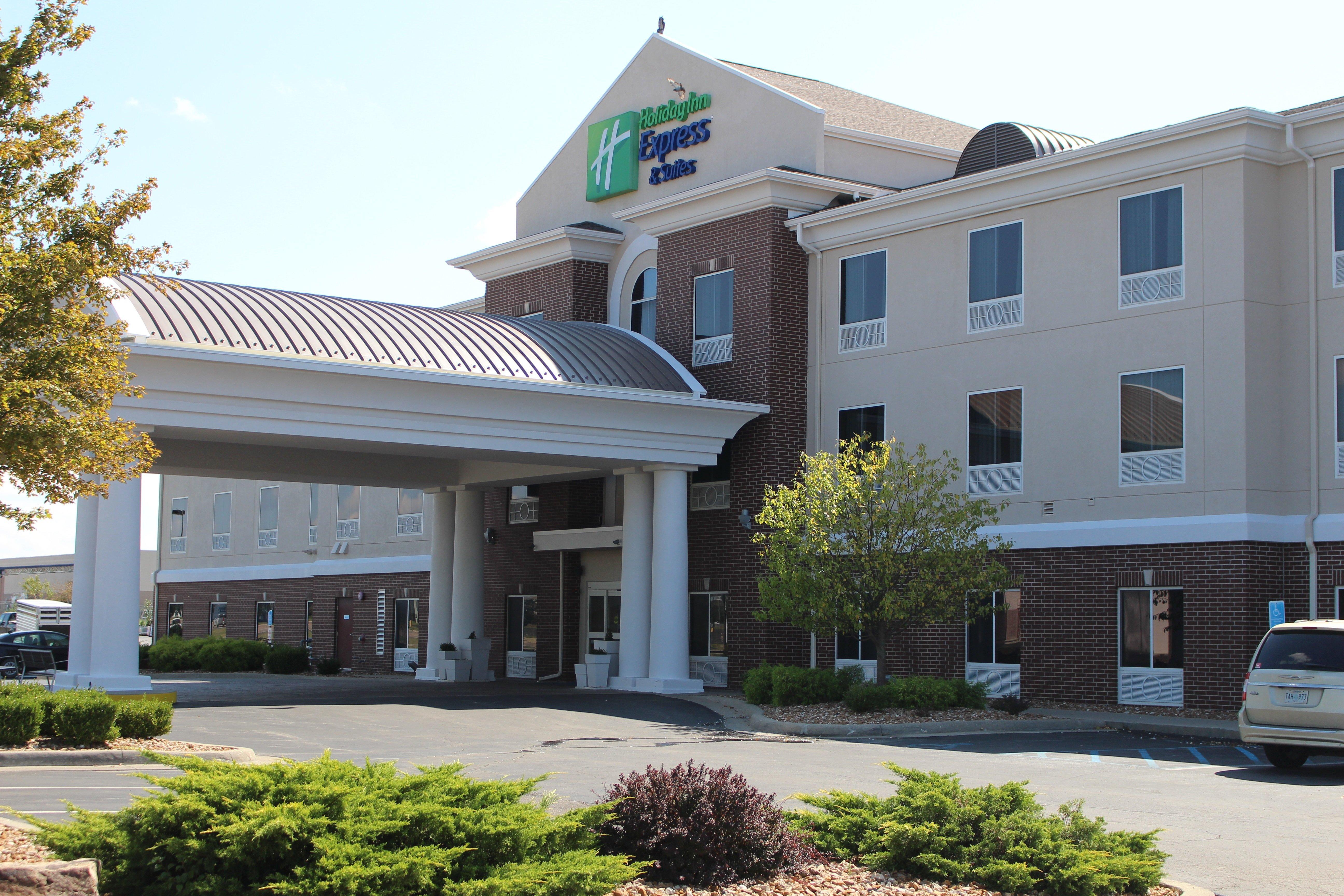Holiday Inn Express Hotel & Suites Sedalia By Ihg Екстериор снимка