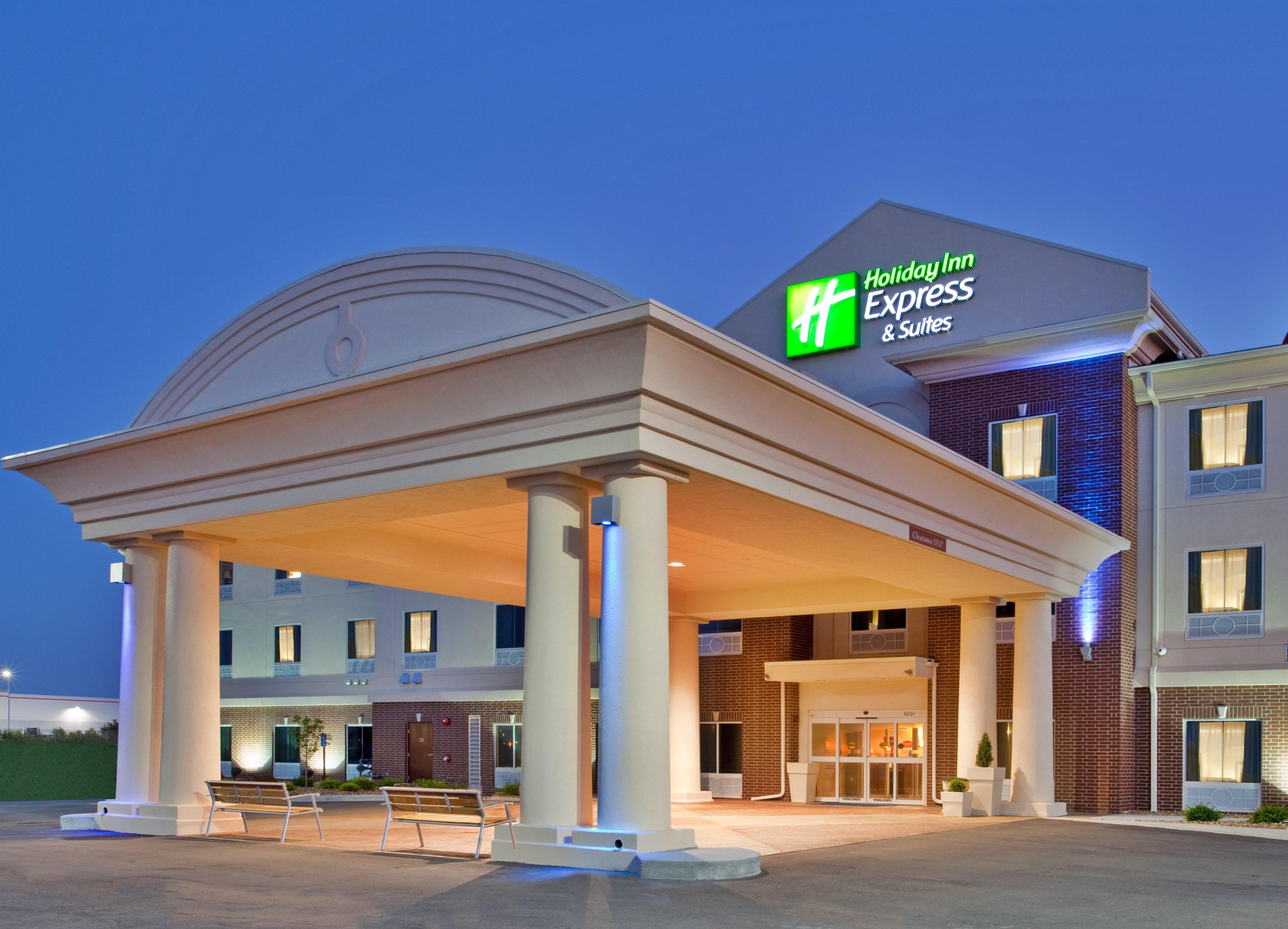 Holiday Inn Express Hotel & Suites Sedalia By Ihg Екстериор снимка